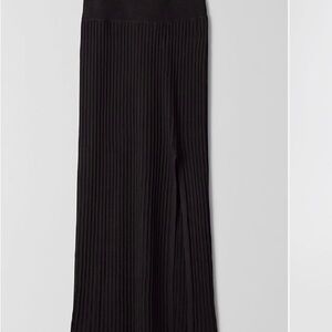 Aritzia - Wilfred Knit Slit skirt - Size XXS